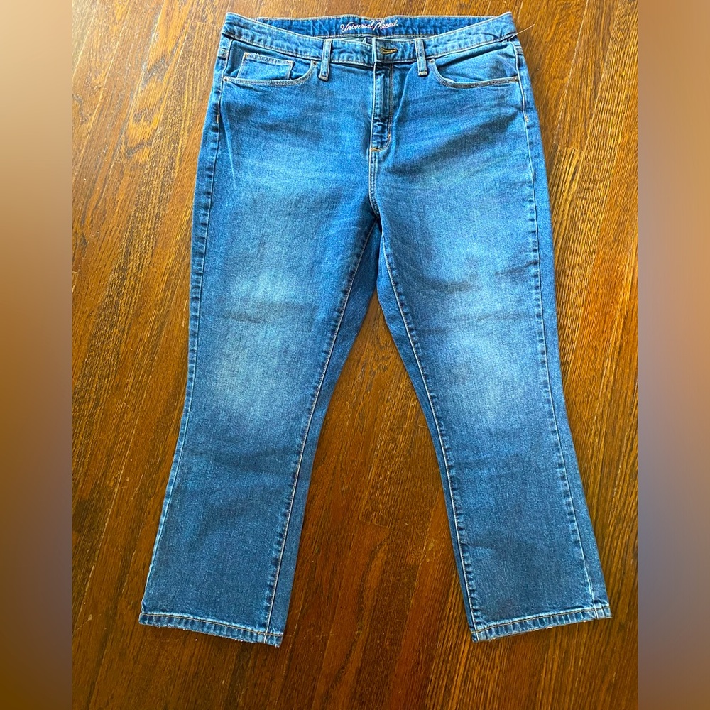 Universal Threads Jeans SZ 16 33R NWOT